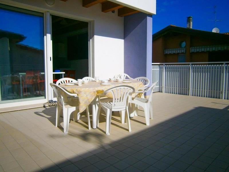 Attico Concordia - Agenzia Cocal Apartment Каорле Екстериор снимка